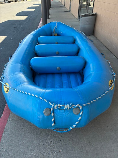 NRS E-139D Dodger XL Self-Bailing Raft - Used